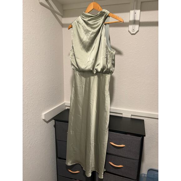 HELLO MOLLY SWITCH OVER SATIN MAXI DRESS SAGE Sz L - Picture 8 of 10
